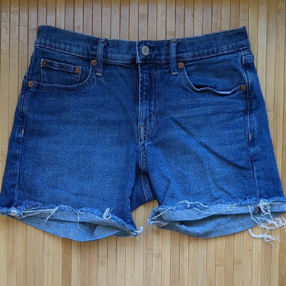 Women's GAP Denim Jean Shorts, Size 4 / 27